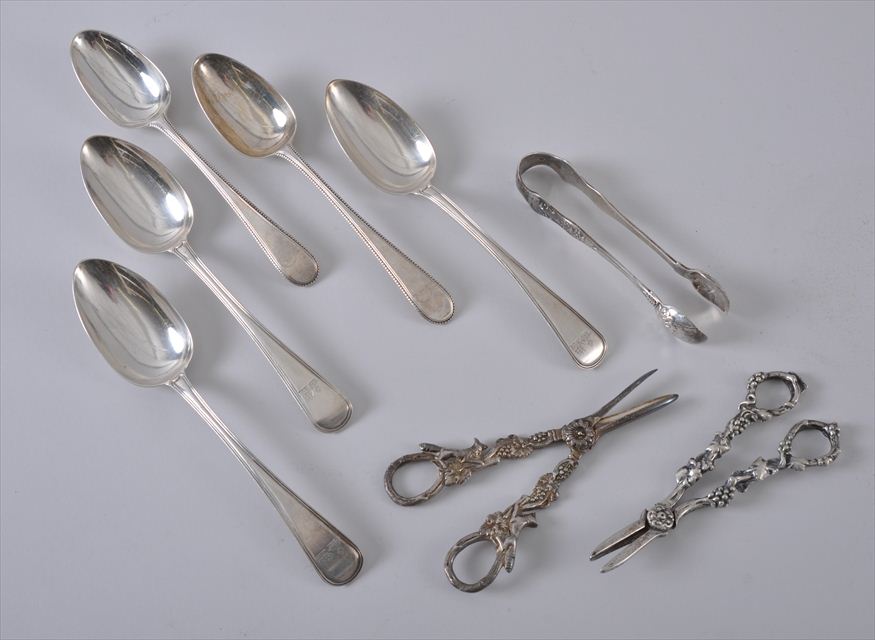ASSORTED ENGLISH SILVER AND