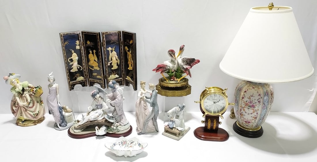 ASSORTED ESTATE LOT: LLADRO,