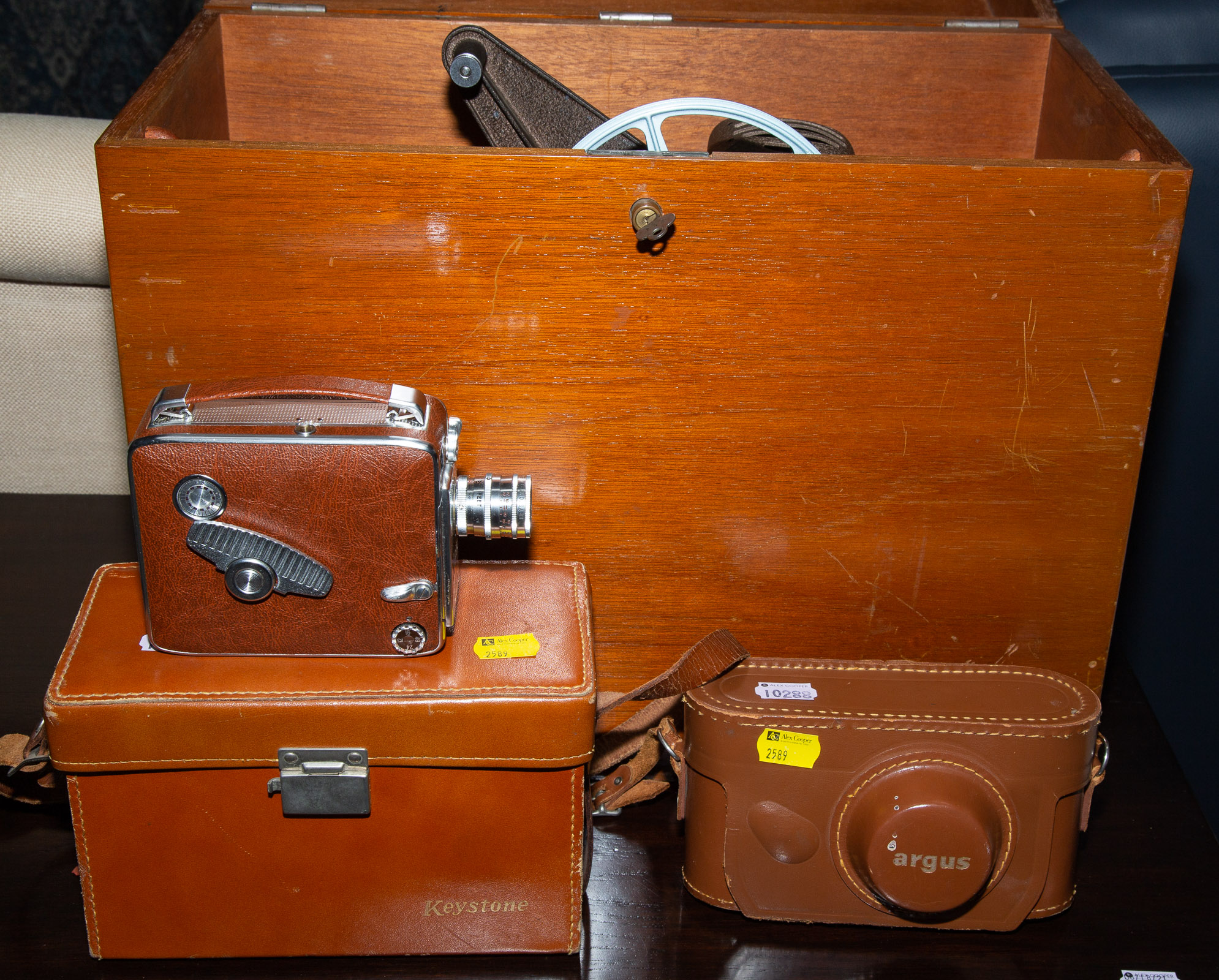 ASSORTED FILM RELATED ITEMS