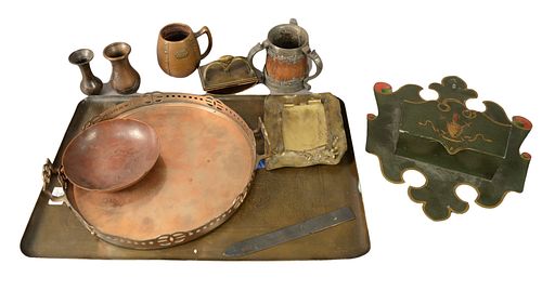 ASSORTED GROUP OF ARTS AND