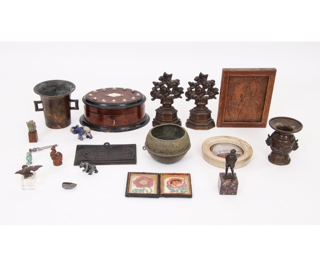 Assorted lot to include ironwork