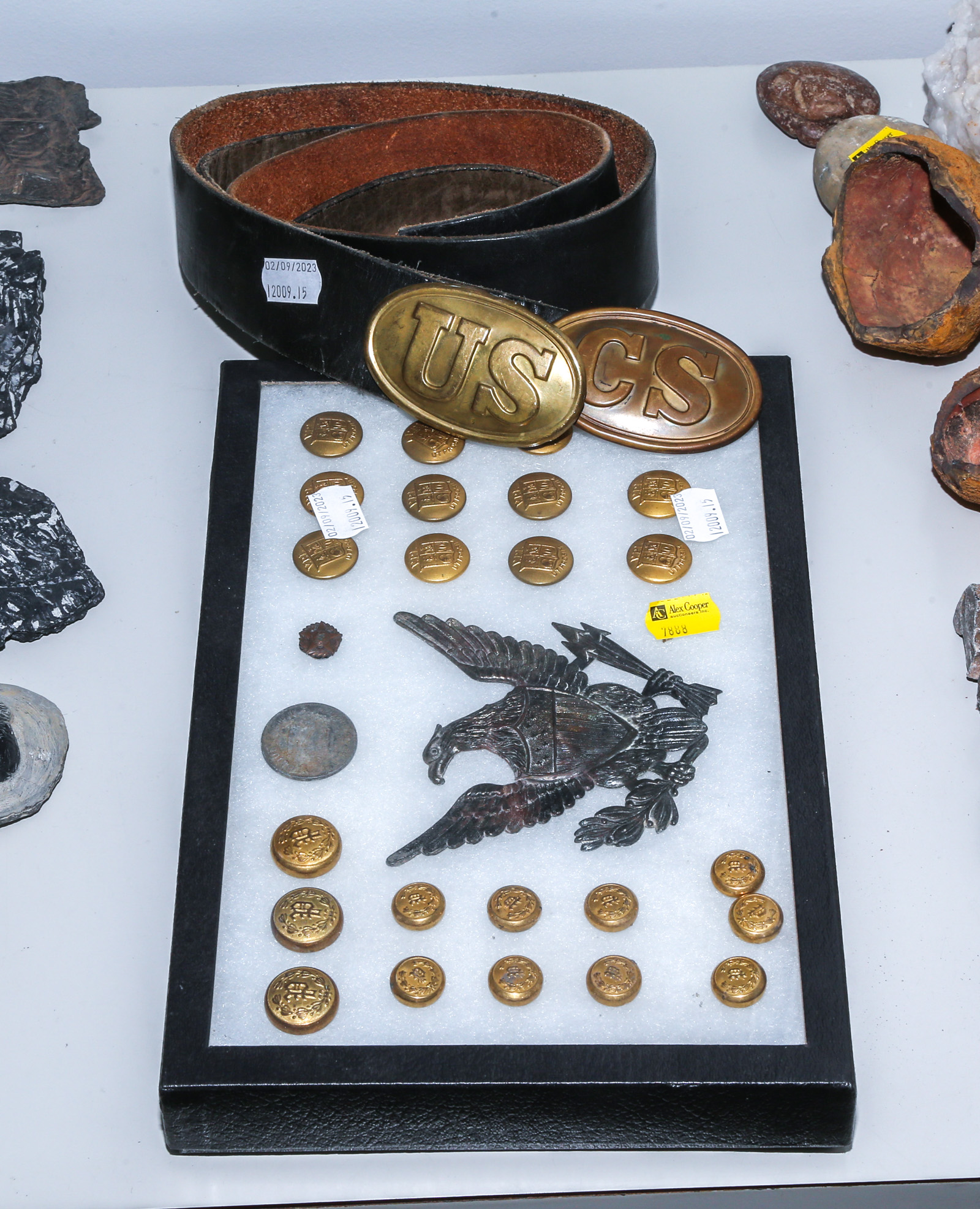 ASSORTED MILITARY RELATED ITEMS