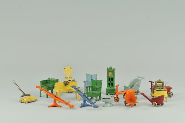 ASSORTED MINIATURE CAST IRON