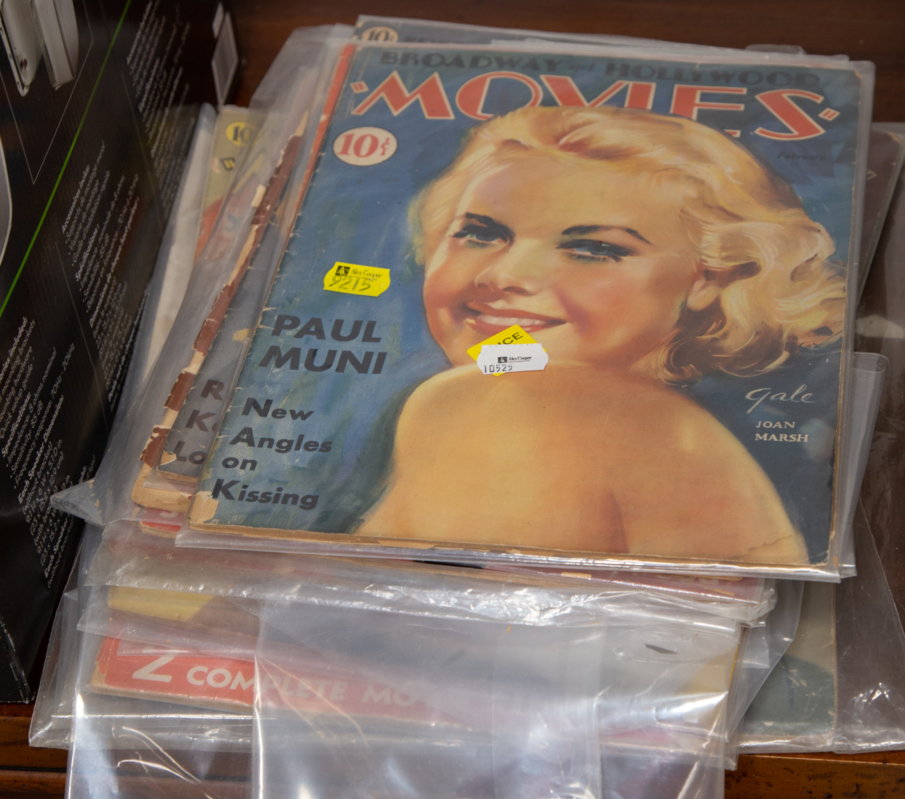 ASSORTED MOVIE RELATED MAGAZINES,