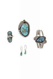 ASSORTED NAVAJO JEWELRYAssorte