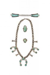 ASSORTED NAVAJO JEWELRYAssorte