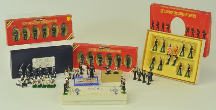 ASSORTED NAVAL SOLDIERS Includes: