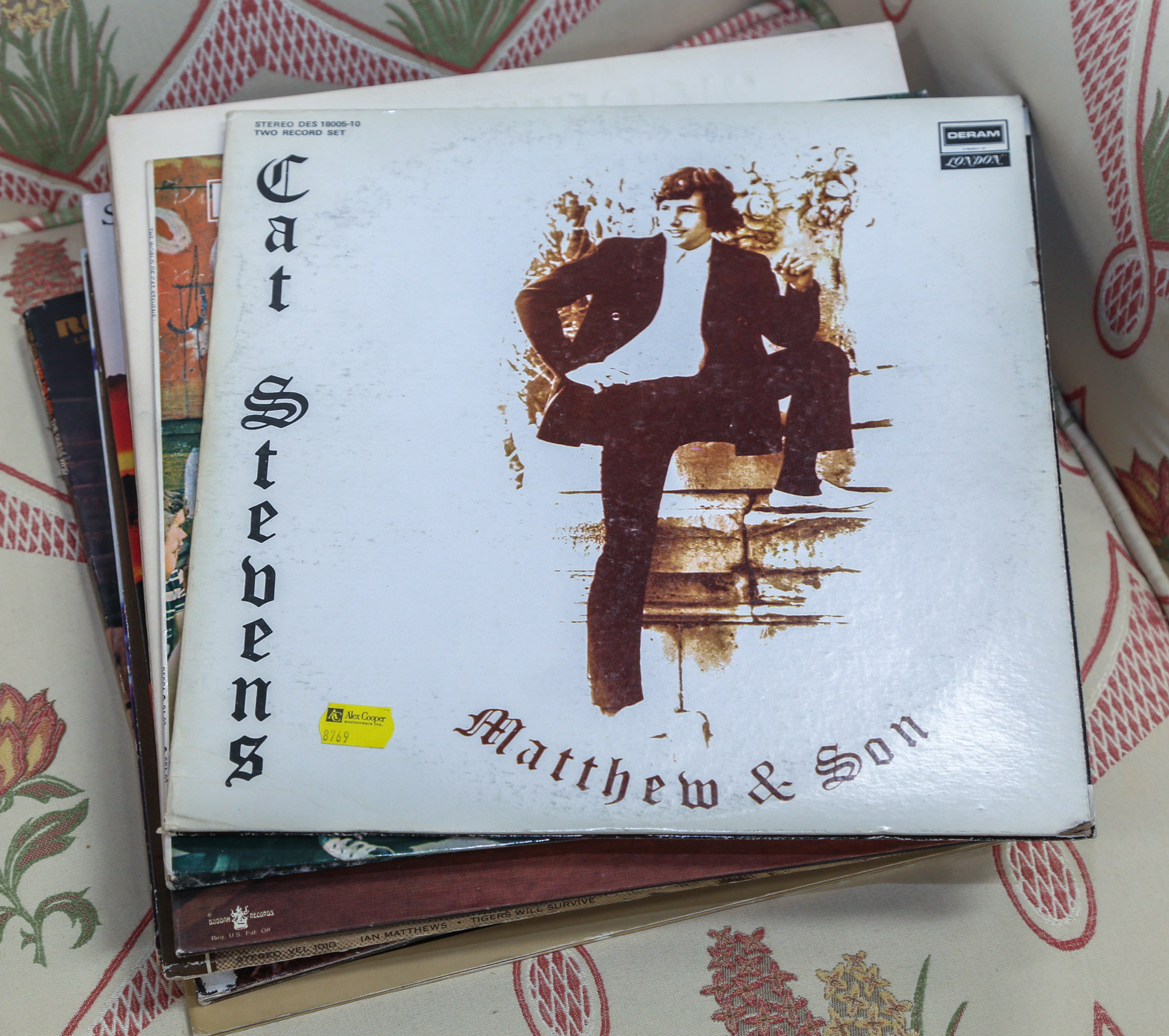 ASSORTED POP & FOLK LP ALBUMS