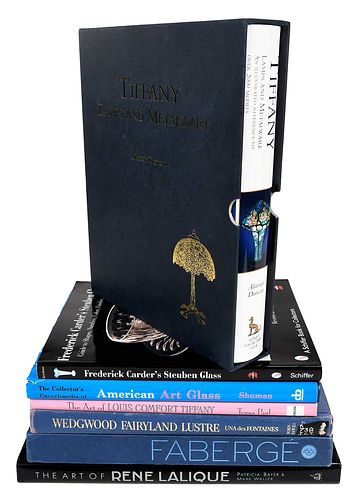 ASSORTED REFERENCE BOOKS RELATED TO