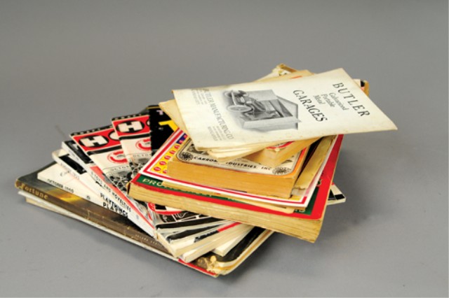 ASSORTED TOY DISTRIBUTOR CATALOGS