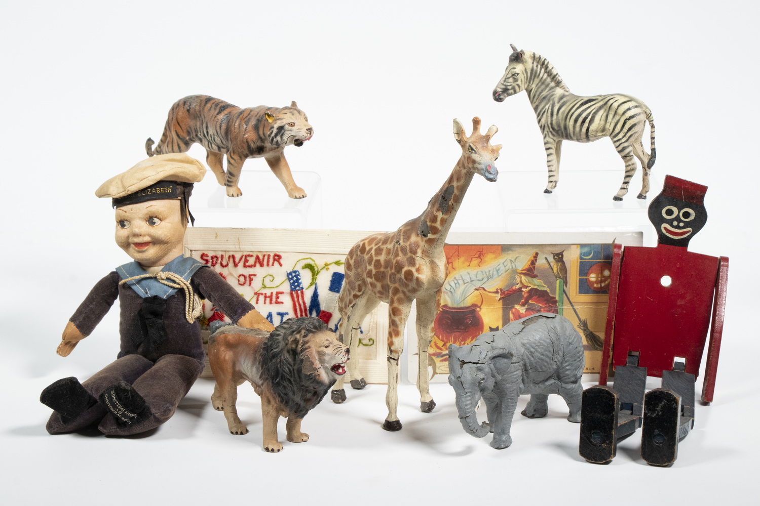 ASSORTED TOYS & EPHEMERA (9)