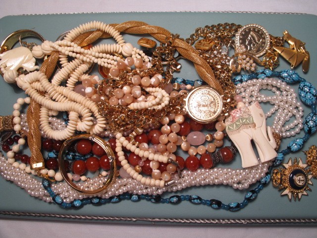 Assorted tray lot of ladies costume