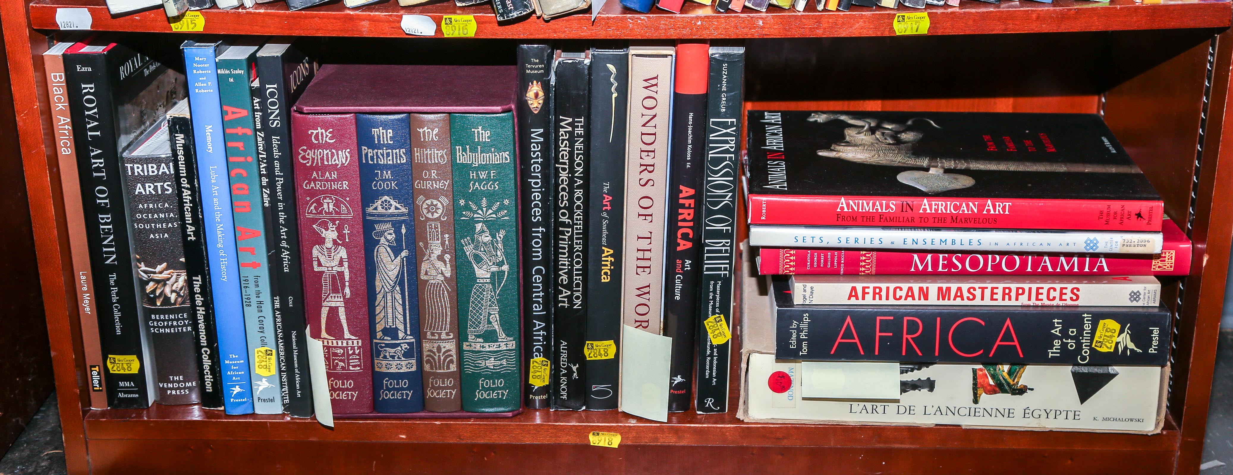 ASSORTMENT OF BOOKS ON