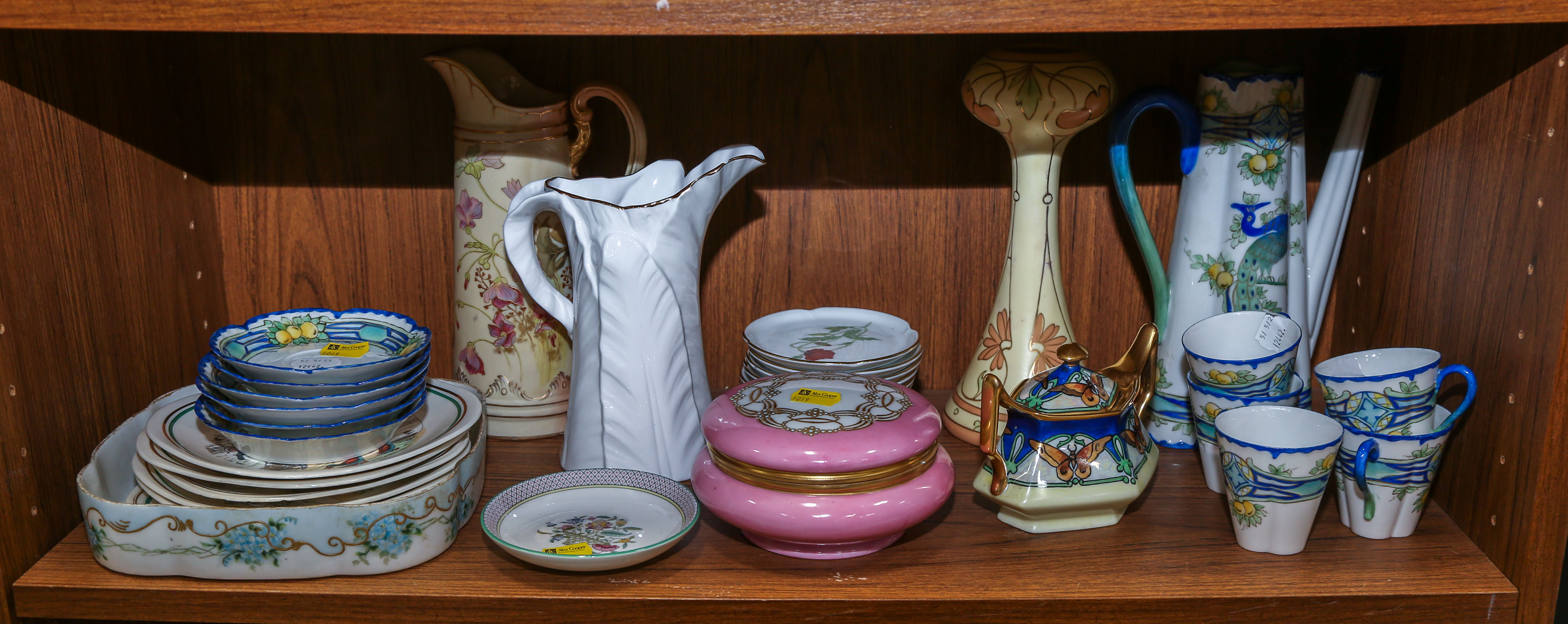 ASSORTMENT OF COLLECTIBLE CHINA &