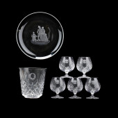ASSORTMENT OF CRYSTAL TABLEWAR