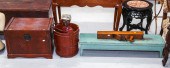 ASSORTMENT OF DECORATIONS & CO