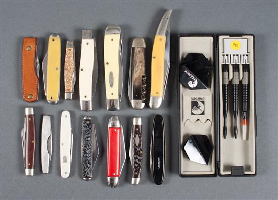 Assortment of fourteen folding