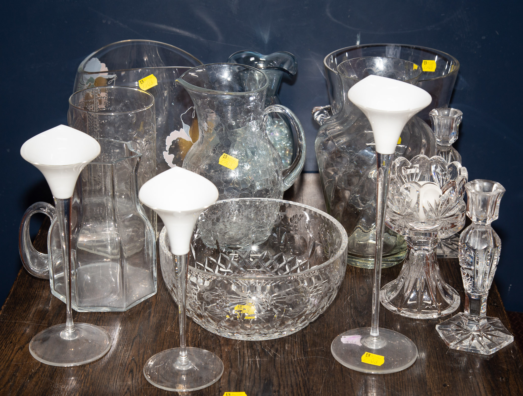 ASSORTMENT OF GLASS TABLE