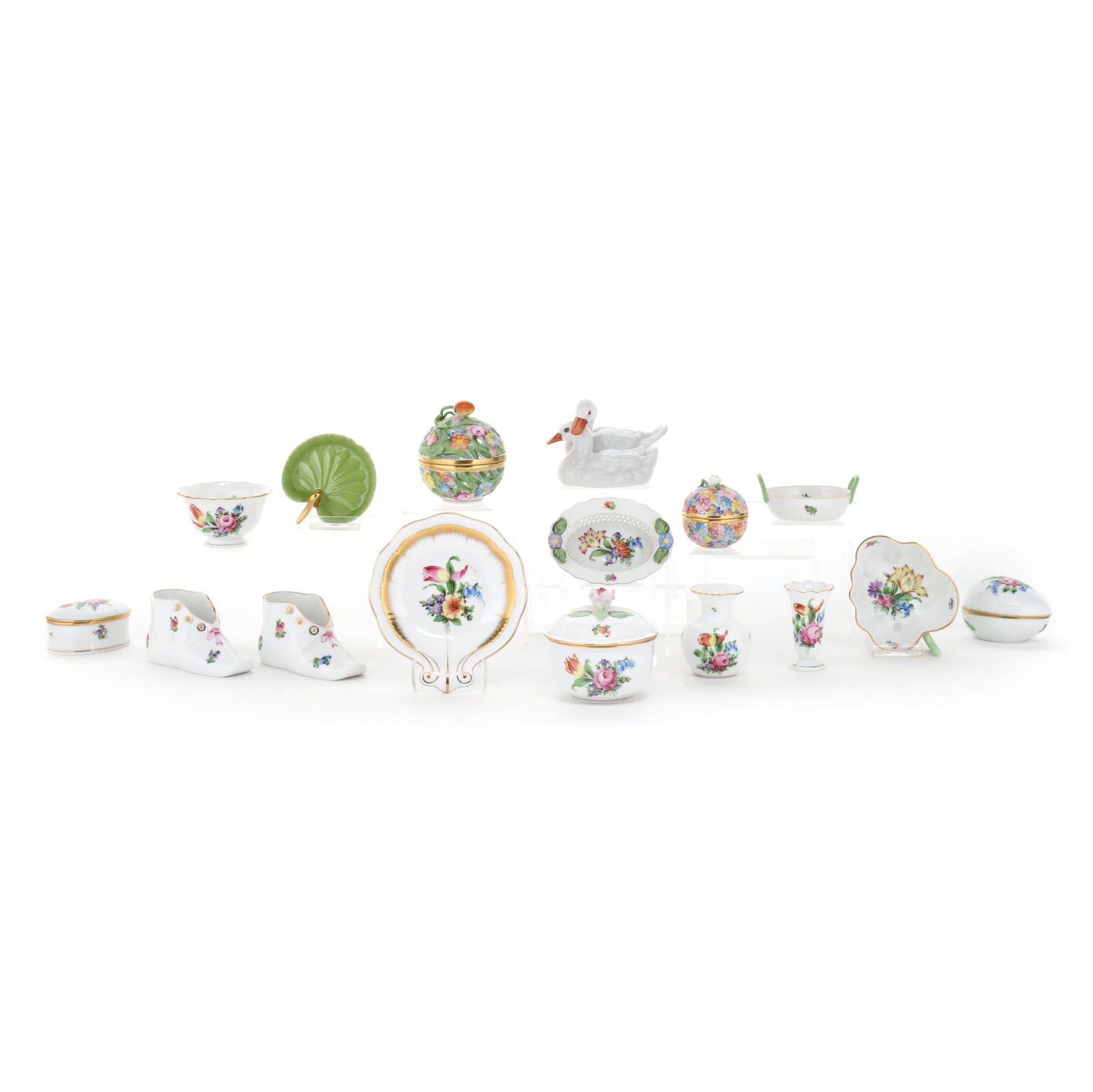 ASSORTMENT OF HEREND PORCELAIN