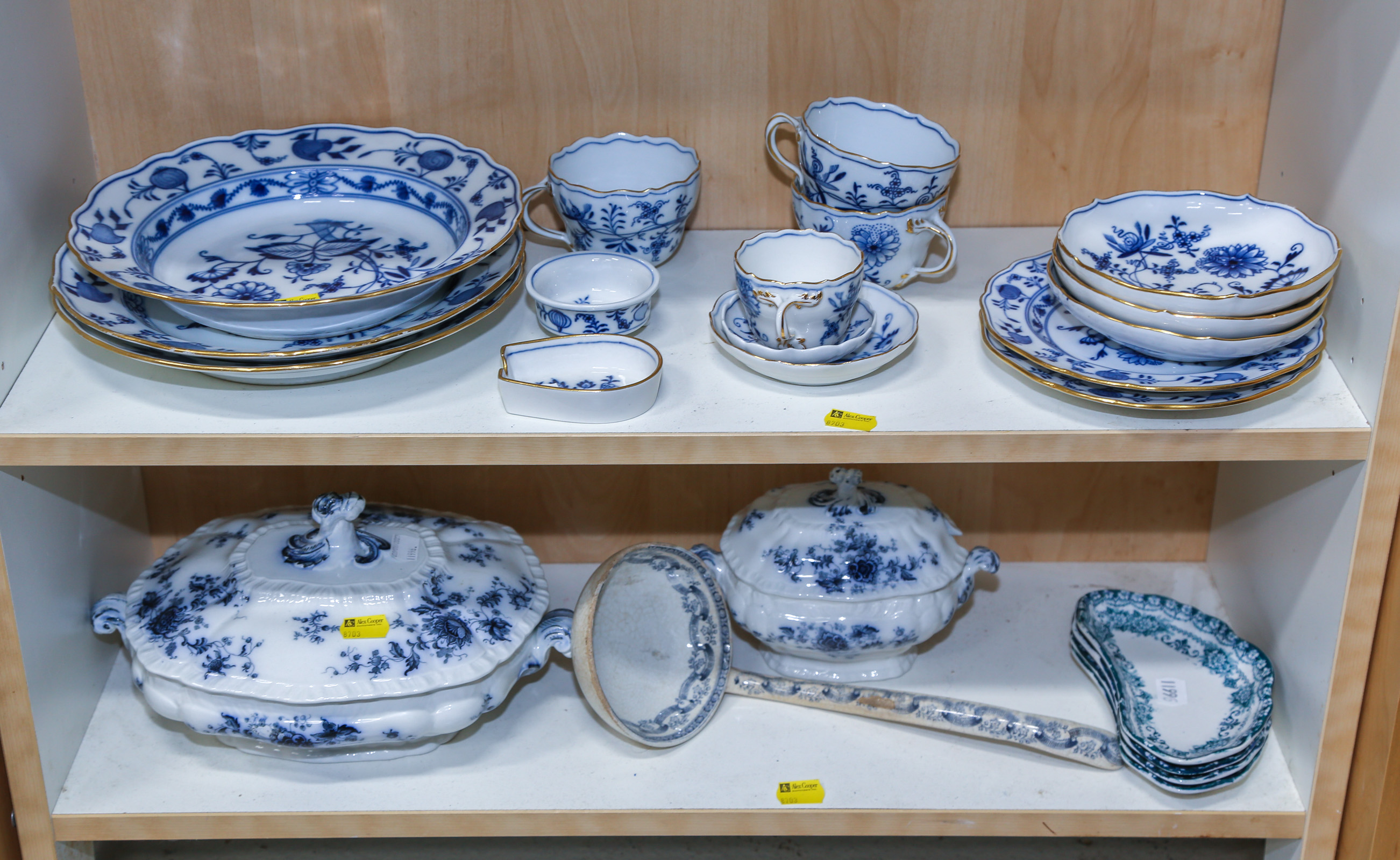 ASSORTMENT OF MEISSEN "BLUE