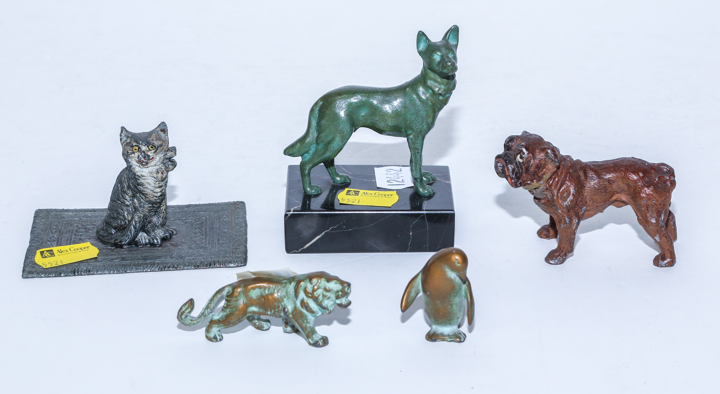 ASSORTMENT OF METAL ANIMALS