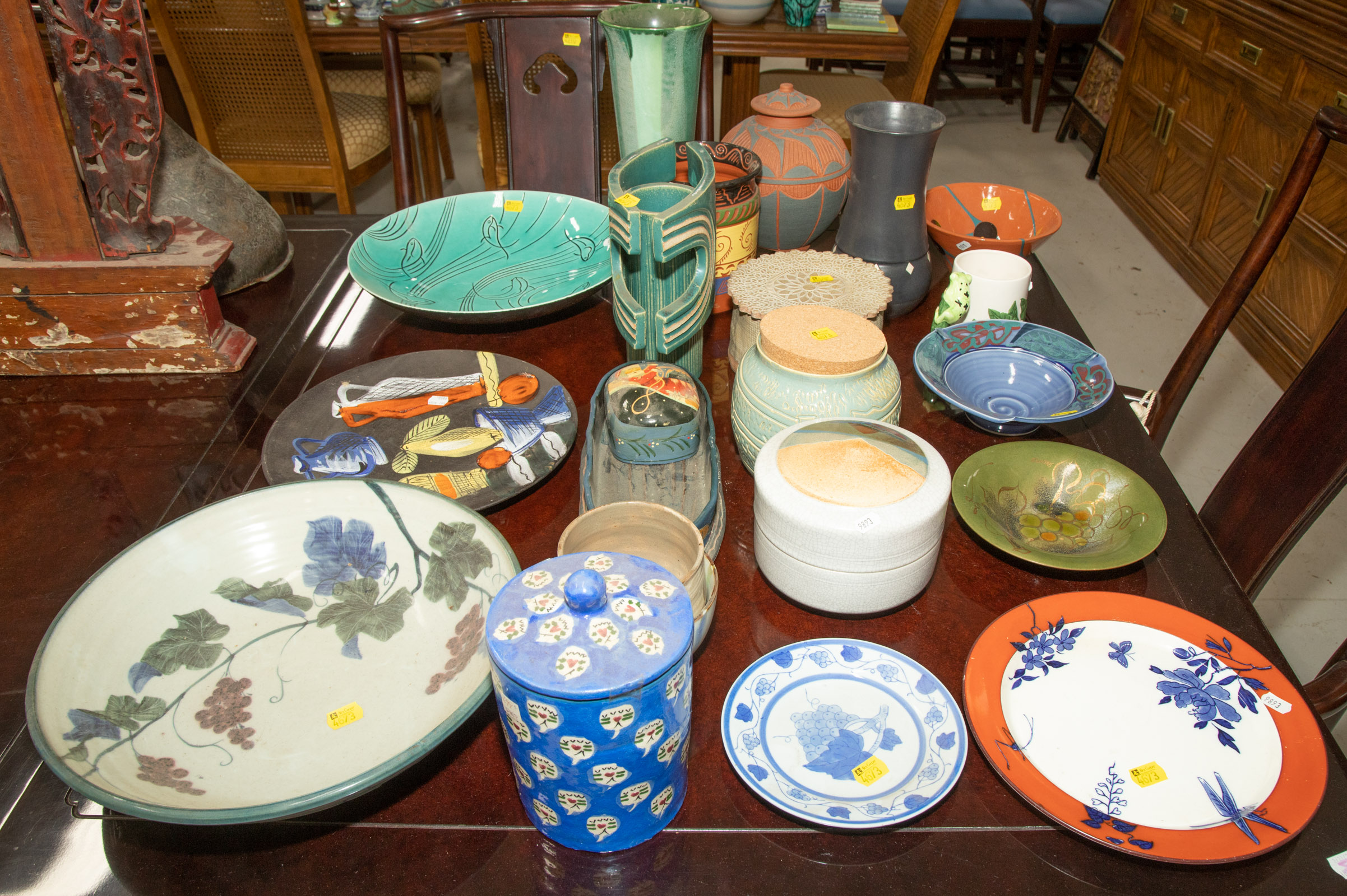 ASSORTMENT OF MODERN ART POTTERY
