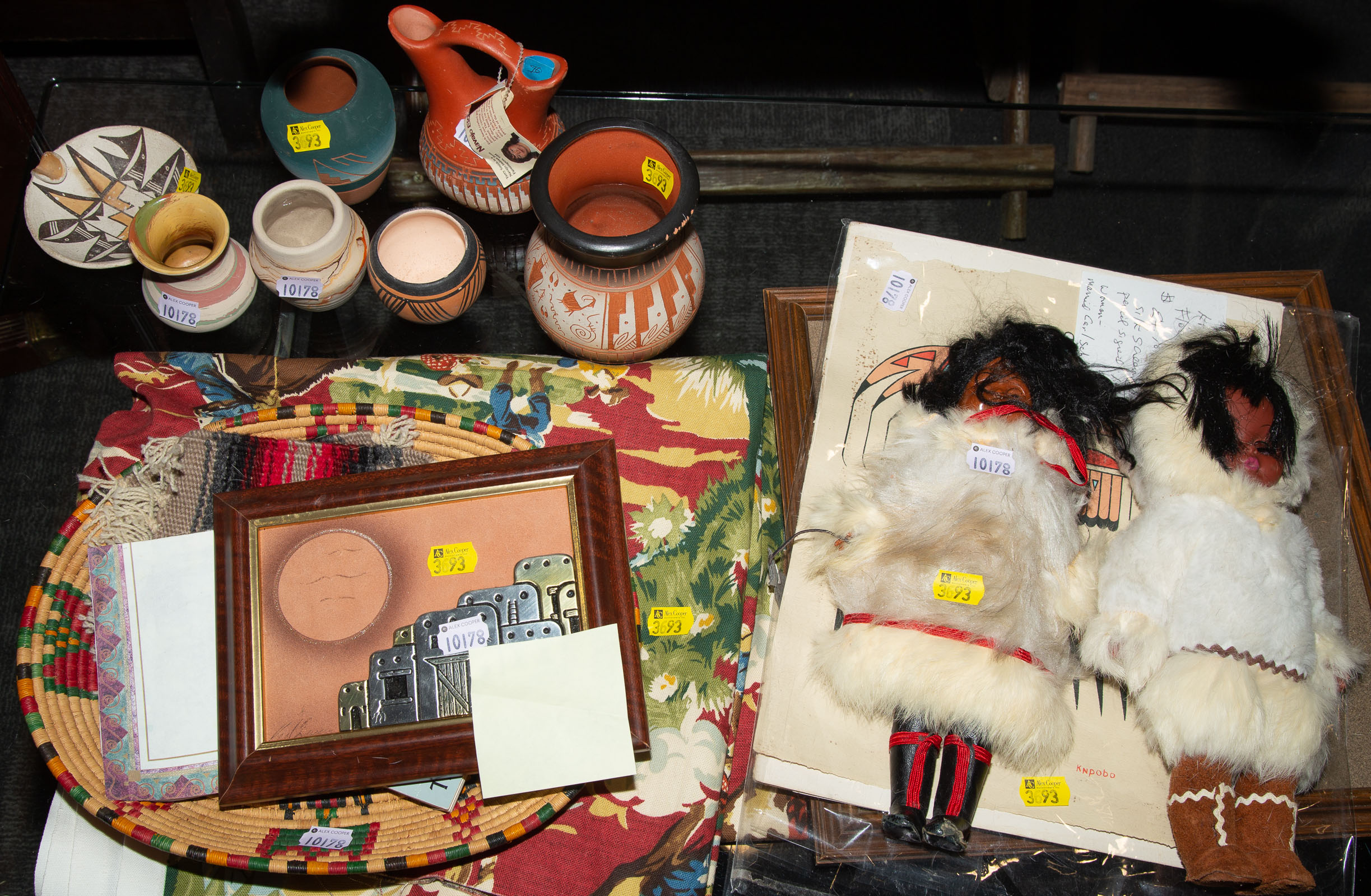 ASSORTMENT OF NATIVE AMERICAN THEME