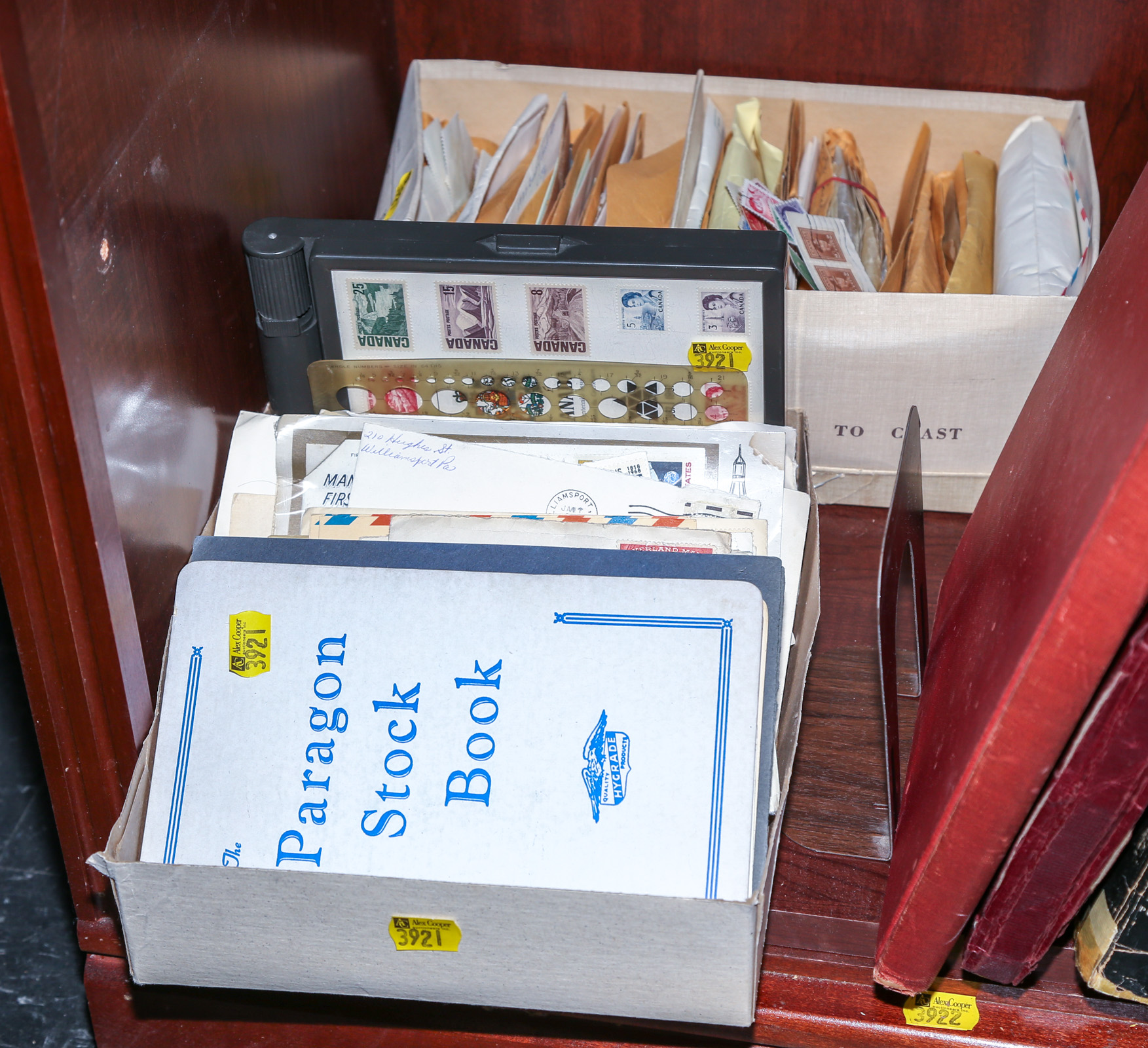 ASSORTMENT OF PHILATELIC MATERIAL