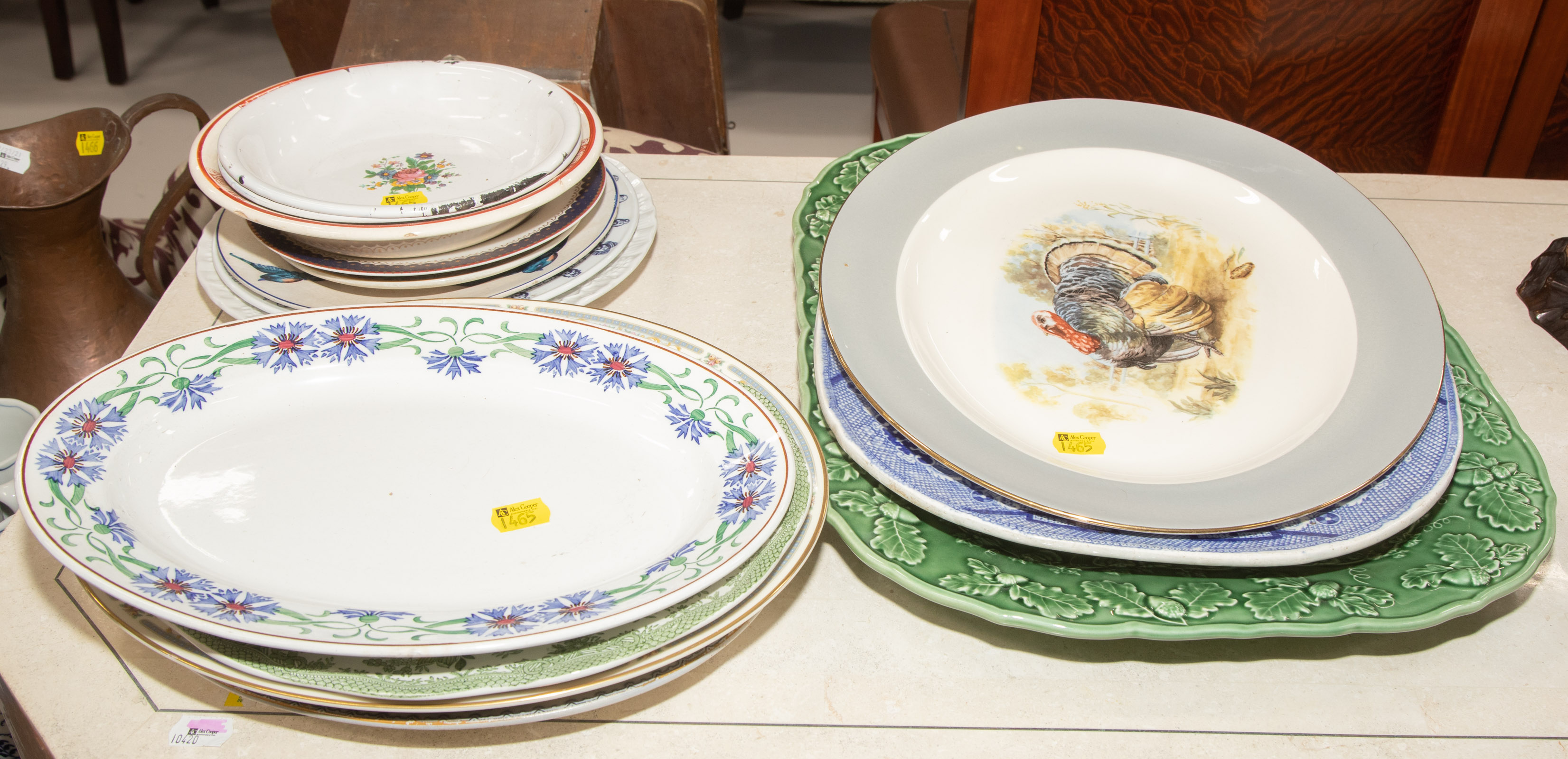 ASSORTMENT OF PLATTERS & PLATES