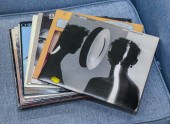 ASSORTMENT OF POP & FOLK LPS C
