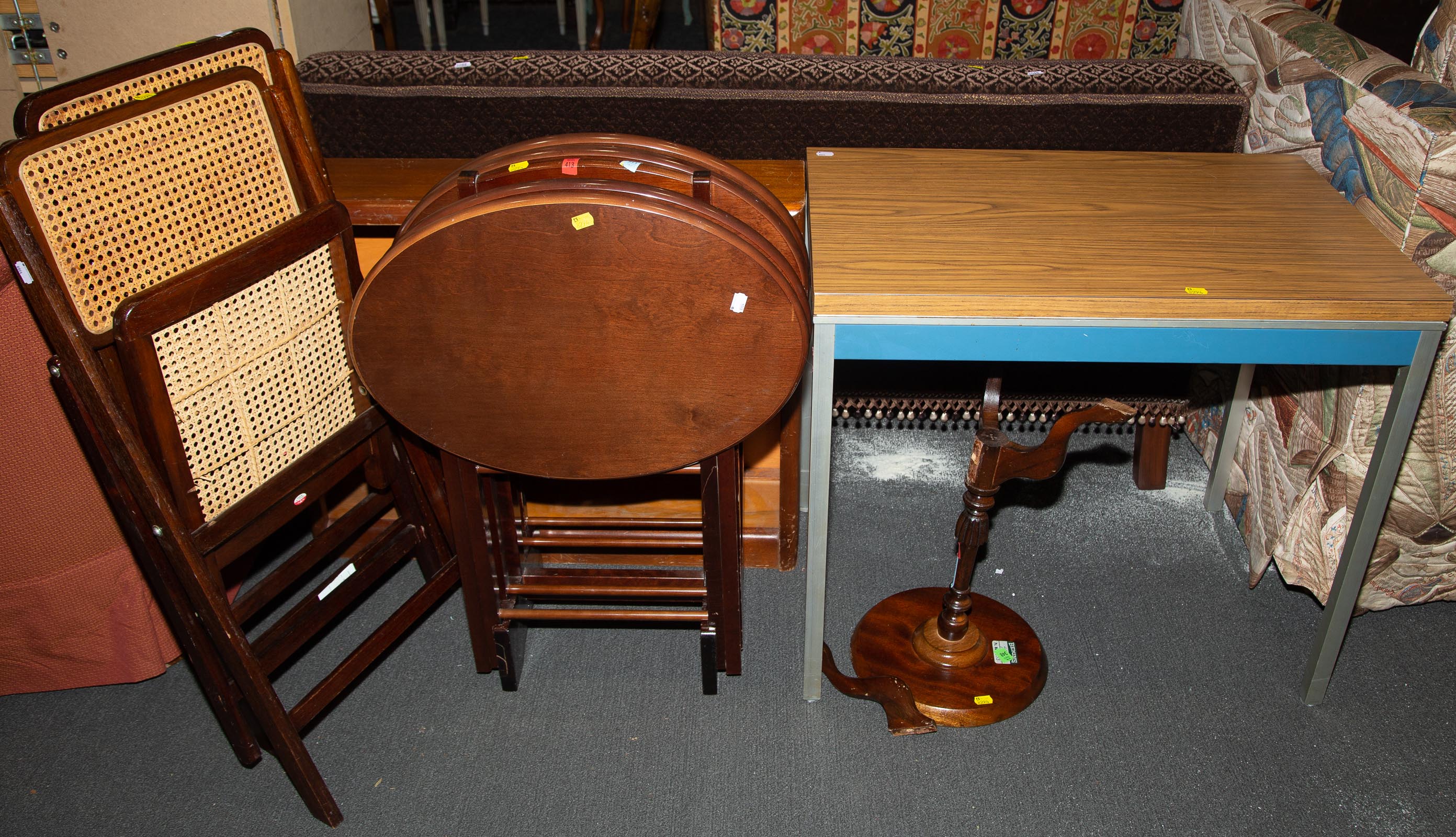 ASSORTMENT OF SMALL FURNITURE