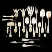 ASSORTMENT OF STERLING SILVER