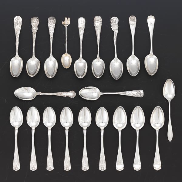 ASSORTMENT OF STERLING SILVER