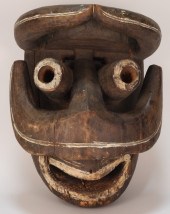 ATTR. DAN GERE TRIBE CARVED WO