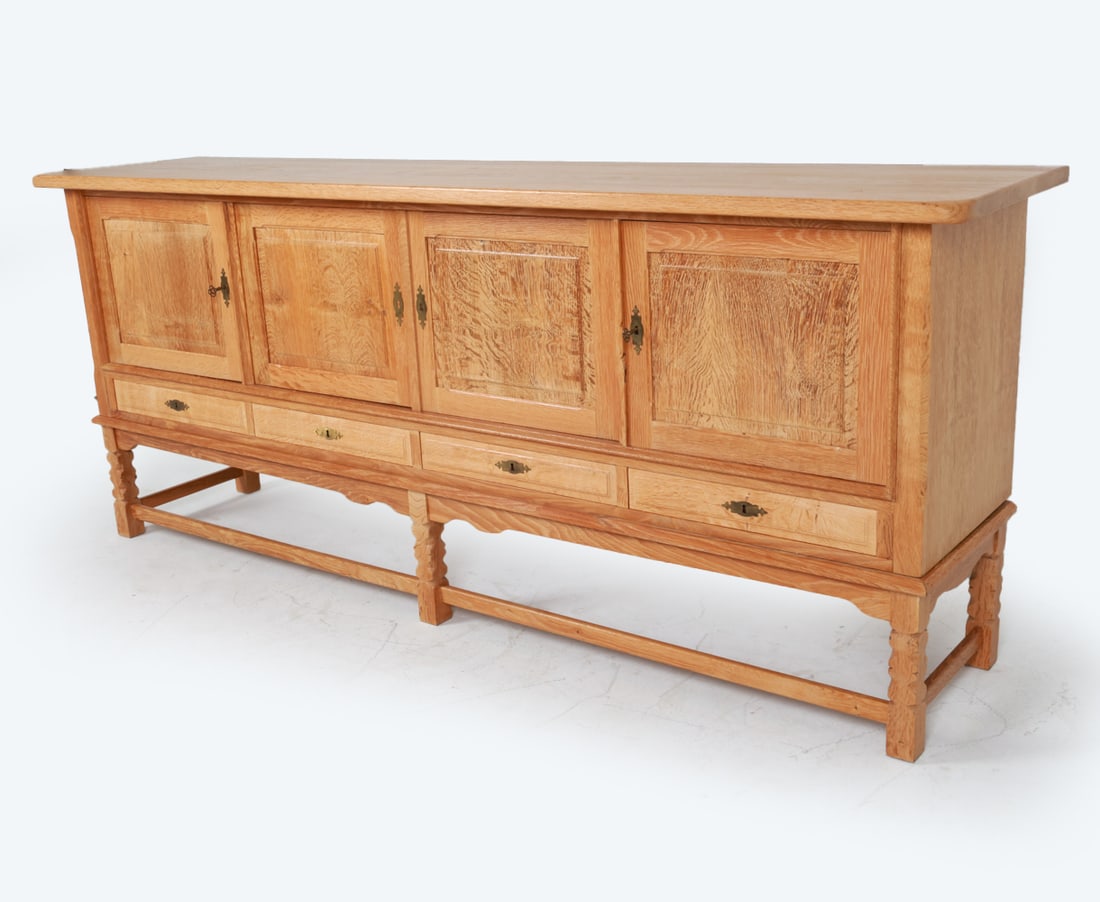ATTR. KJAERNULF DANISH OAK