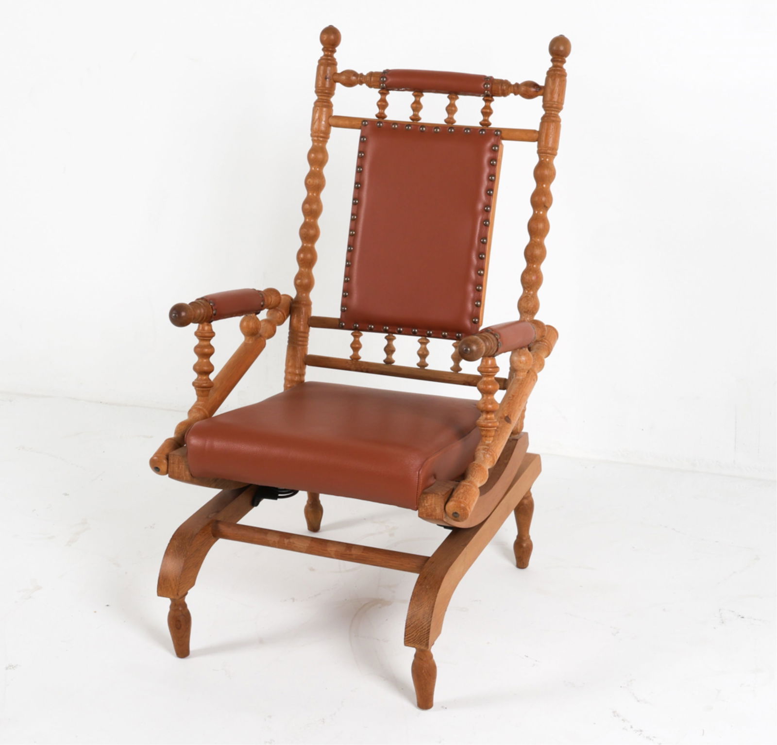 ATTR. KJAERNULF OAK & LEATHER