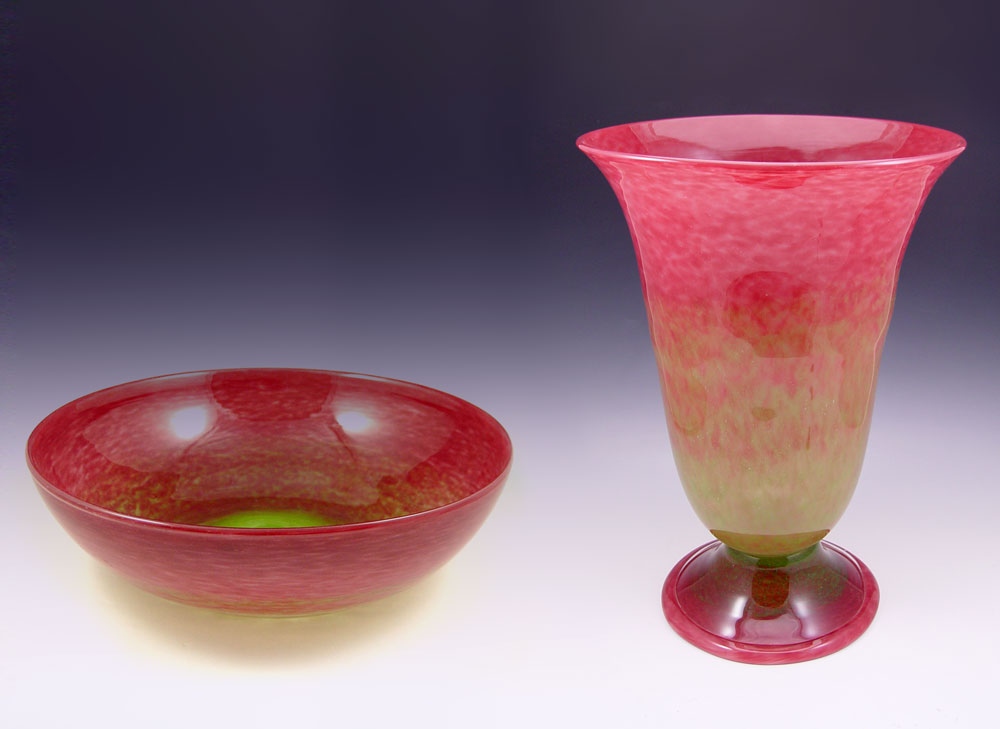 ATTRIBUTED SCHNEIDER ART GLASS VASE