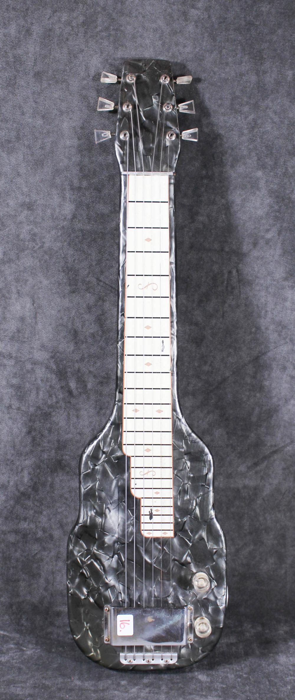 ATTRIBUTED TO MAGNATONE STEEL LAP