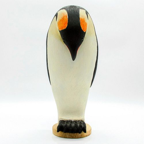 AUBREY WOOD CARVING, PENGUINHand