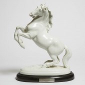 Augarten Vienna White Glazed M