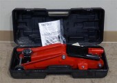 AUTOCRAFT 2-1/2 TON FLOOR JACK