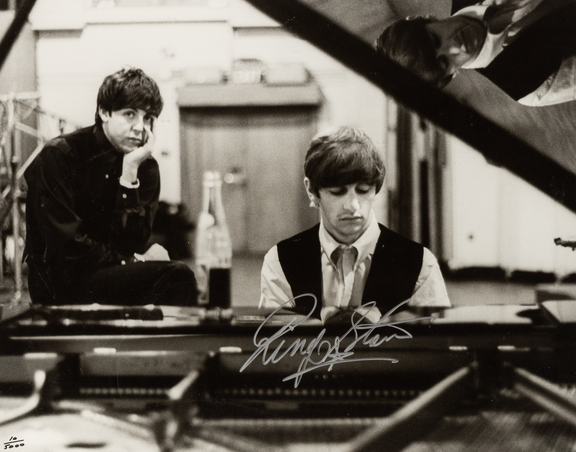 AUTOGRAPHED BEATLES PHOTOGRAPH OF