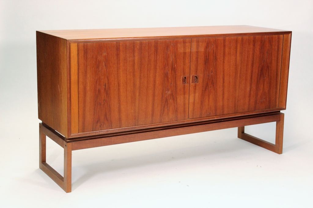 AXEL CHRISTIANSEN ACO MOBLER TEAK