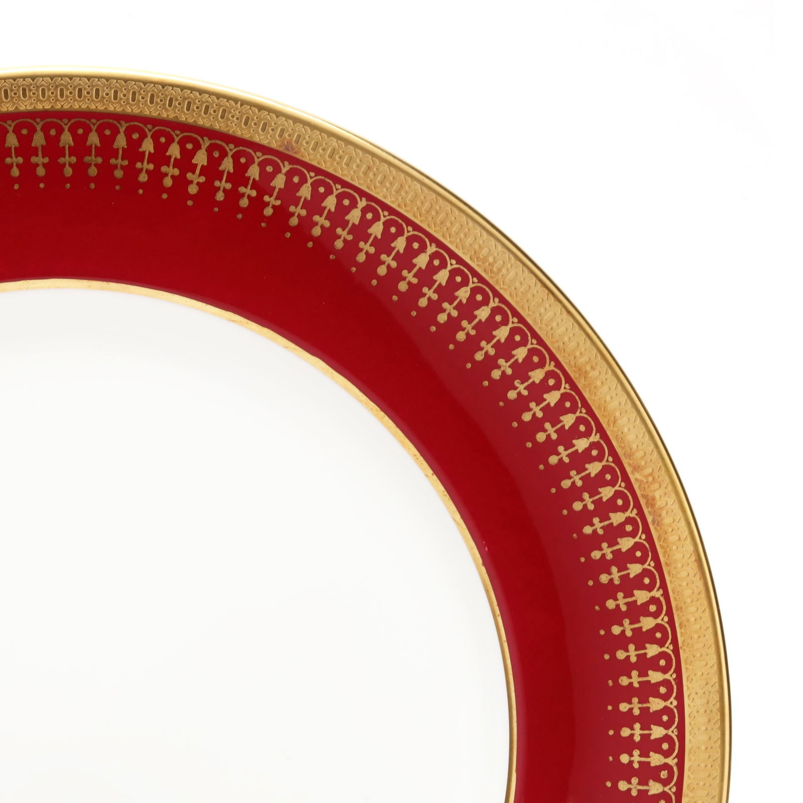 AYNSLEY  HERTFORD  MAROON PORCELAIN