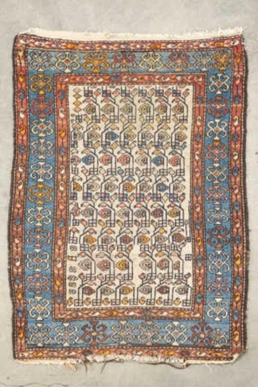 AZERBAIJAN RUGAn Azerbaijan rug