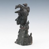 AZTEC STYLE CARVED LARGE BLOOD