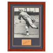 BABE RUTH AUTOGRAPH & PHOTOGRA