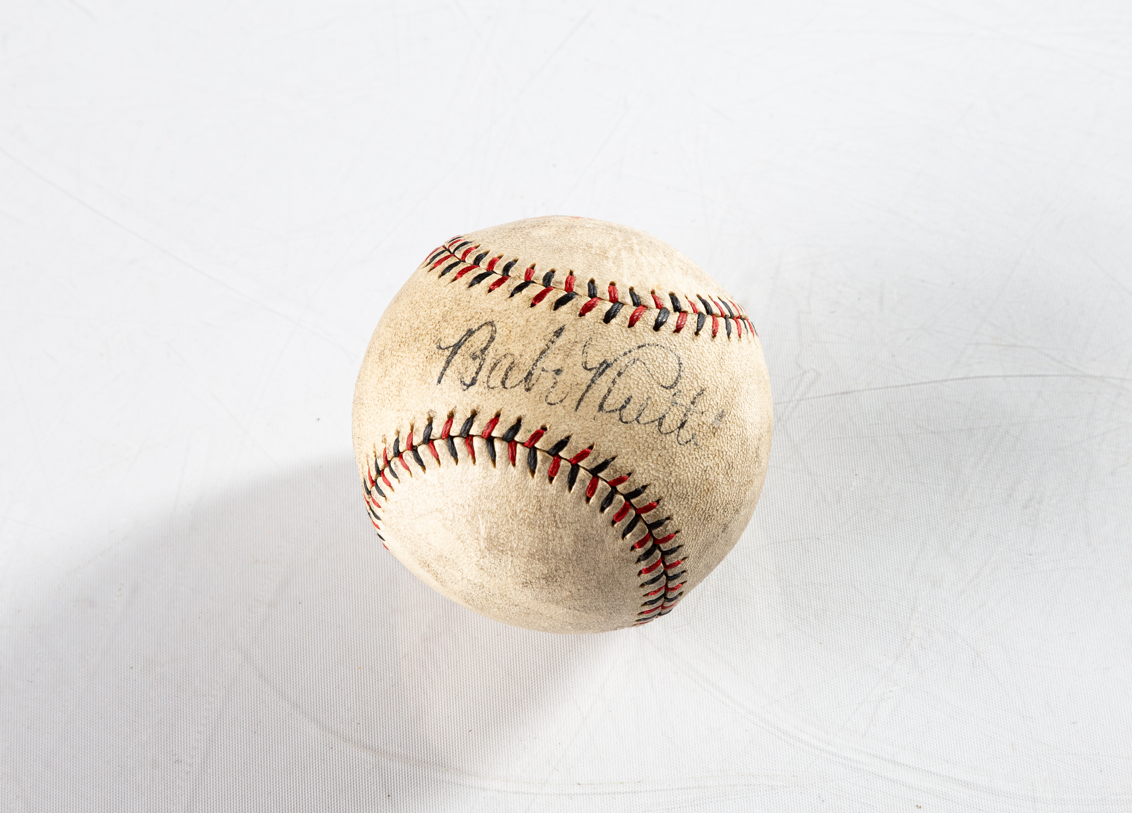 BABE RUTH SIGNED BASEBALL Circa