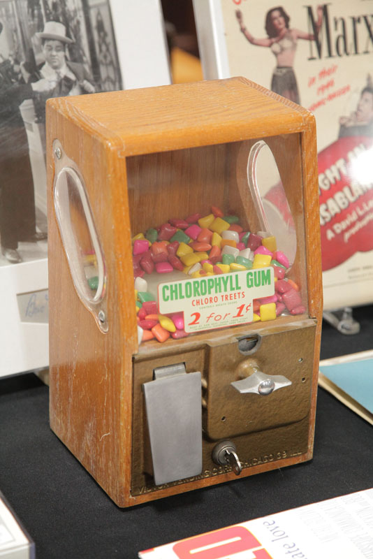 BABY GRAND CHLOROPHYLL GUM MACHINE.