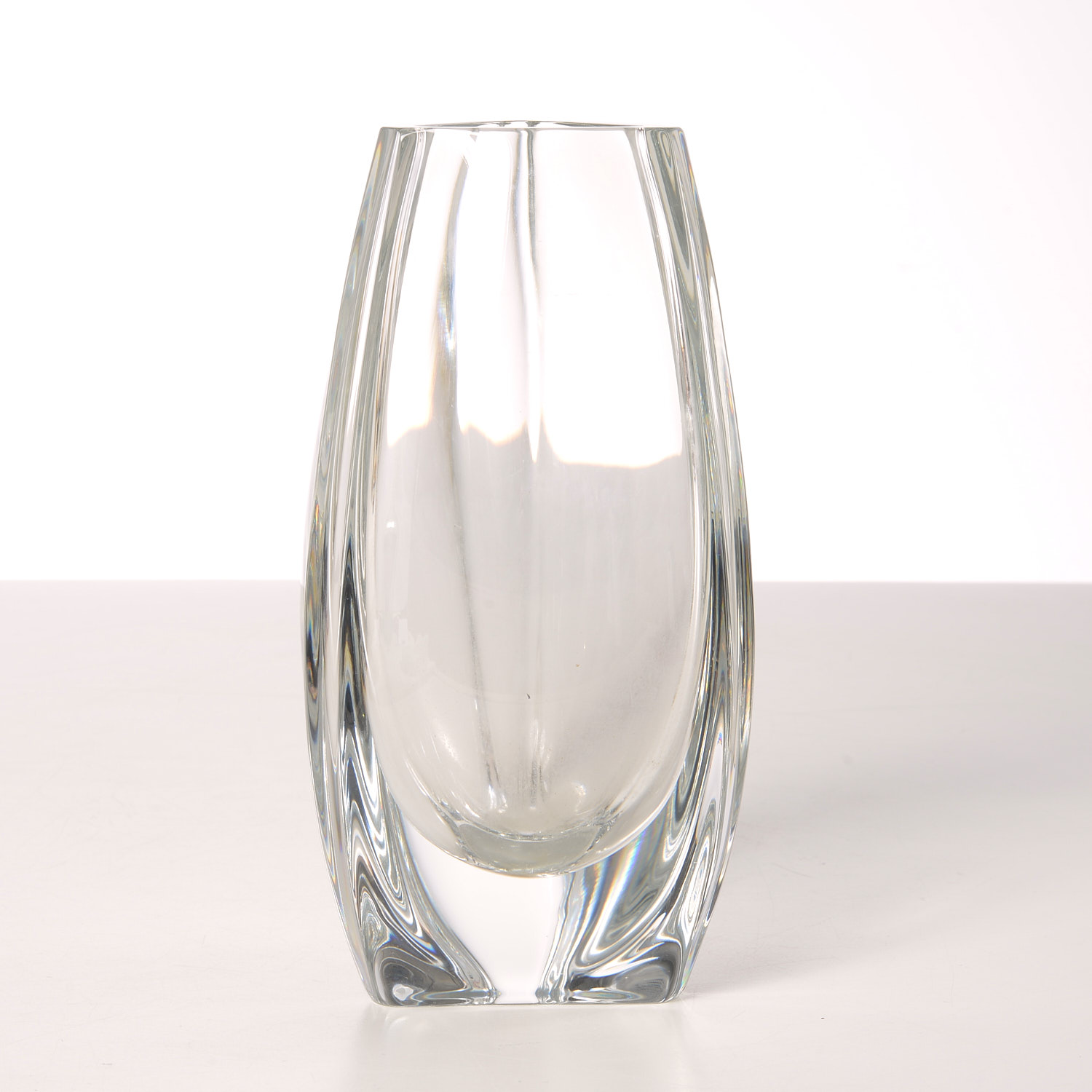 BACCARAT BOUTON D'OR CRYSTAL VASE